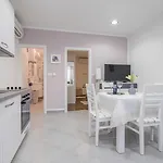 Drop In Luxury ספליט