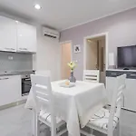 Drop In Luxury Apartman *