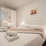 Drop In Luxury Apartman *