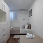 Drop In Luxury * Split