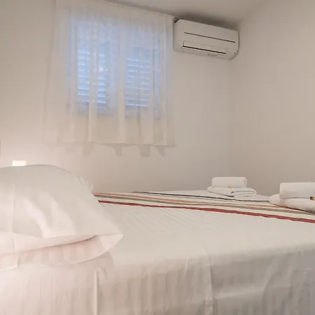 Drop In Luxury Split