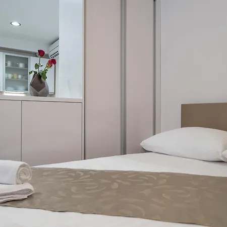 Drop In Luxury Split