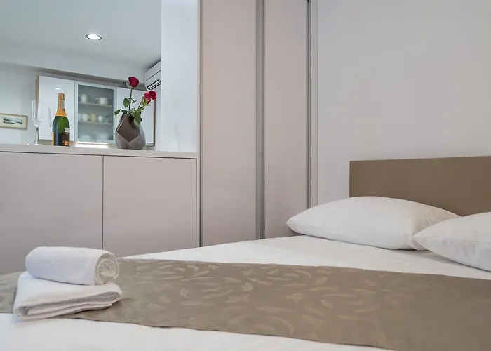 Drop In Luxury Split