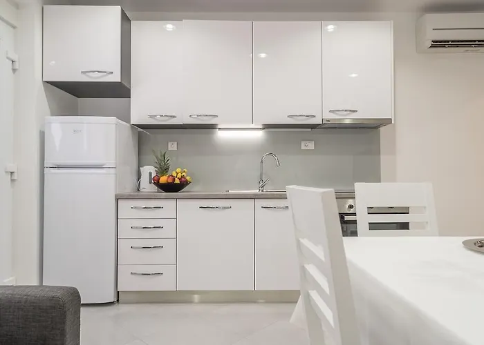 Drop In Luxury Apartment