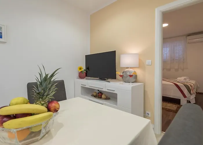 Drop In Luxury Apartment